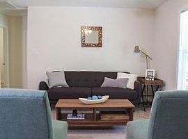 1719 W Lakewood Ave, Durham, Nc 27707 3 Beds 2 Baths 1,024 Sqft in Durham, NC (Photo 6 of 11)