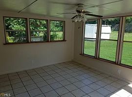 539 Crane Dr, Lawrenceville, Ga 30046 3 Beds 1.5 Baths 1,134 Sq in Lawrenceville, GA (Photo 3 of 12)