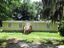 417 Holly Hill Rd, Richmond Hill, Ga 31324 3 Beds 2 Baths 1,200 in Richmond Hill, GA