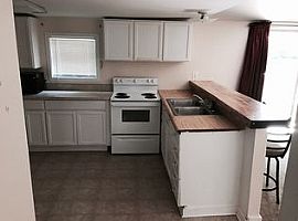 417 Holly Hill Rd, Richmond Hill, Ga 31324 3 Beds 2 Baths 1,200 in Richmond Hill, GA (Photo 8 of 8)