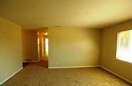 Immaculate 3bed 2bath With2 Car Garage in Sacramento, CA