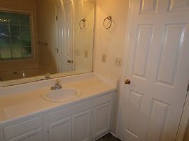 Single Family Home For Rent in Snellville, GA (Photo 8 of 12)