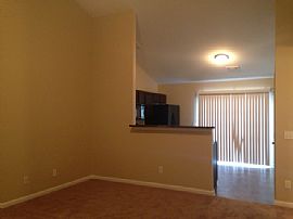 Single Family Home For Rent in Port Wentworth, GA (Photo 3 of 11)