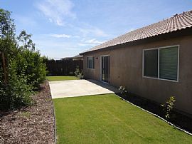 Single Family Home For Rent in Bakersfield, CA (Photo 10 of 10)