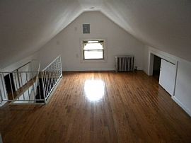 3 Bedroom Home in Cool Enviroment in Bronx, NY (Photo 9 of 10)