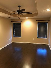 Elegant 3 Bedroom Home in Clovis, NM (Photo 3 of 11)