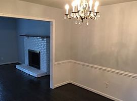 9008 Westport Rd, Louisville, Ky 40242 3 Beds 2.5 Baths 2,000 S in Louisville, KY (Photo 3 of 8)