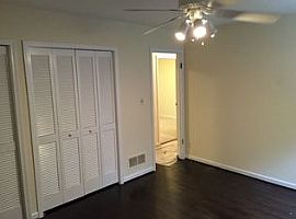 9008 Westport Rd, Louisville, Ky 40242 3 Beds 2.5 Baths 2,000 S in Louisville, KY (Photo 4 of 8)