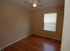 4505 Tina Dr, Crestwood, Ky 40014 3 Beds 2 Baths 1,050 Sqft in Crestwood, KY (Photo 5 of 11)