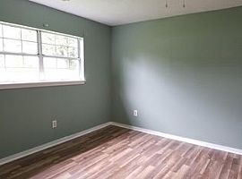 1391 W Point Dr, Mt Pleasant, Sc 29466 2 Beds 2 Baths 1,018 Sqf in Mount Pleasant, SC (Photo 3 of 12)