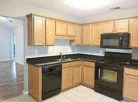 1391 W Point Dr, Mt Pleasant, Sc 29466 2 Beds 2 Baths 1,018 Sqf in Mount Pleasant, SC (Photo 9 of 12)