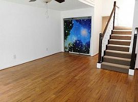  1020 W 23rd St, Houston, Tx 77008 4 Beds 3 Baths 2,156 Sqft in Houston, TX (Photo 3 of 5)