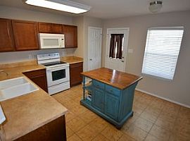  7734 Derby Run, Selma, Tx 78154 3 Beds 2 Baths 1,513 Sqft in Selma, TX (Photo 3 of 3)