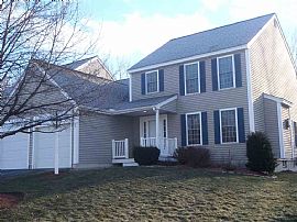 Beautiful 2 Bedroom Home in Atkinson, NH