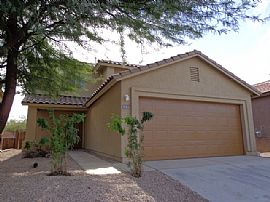 765 W Flaming Arrow Drive Sahuarita, Az 85614 in Green Valley, AZ