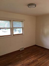 Great Location. House and Private Fenced Yard on Safe/quiet Str in South Burlington, VT (Photo 8 of 10)