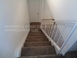 Single Family Home For Rent in Glendale, AZ (Photo 8 of 12)