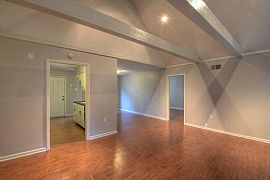 3 Bed, 2.0 Bath, $950 in Bartlett, TN (Photo 3 of 11)