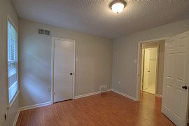 3 Bed, 2.0 Bath, $950 in Bartlett, TN (Photo 8 of 11)