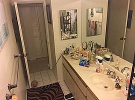 2 Beds 2 Baths in Honolulu, Hi in Honolulu, HI (Photo 5 of 8)