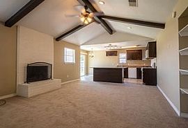  2118 Kent Dr, Arlington, Tx 76010 3 Beds 2 Baths 1,500 Sqft in Arlington, TX (Photo 2 of 5)