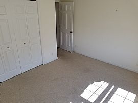 Cozy 4 Bedroom Home in West Hyattsville, MD (Photo 7 of 9)