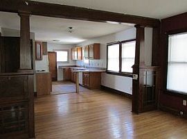 265 Denver St, Waterloo, Ia in Waterloo, IA (Photo 2 of 2)