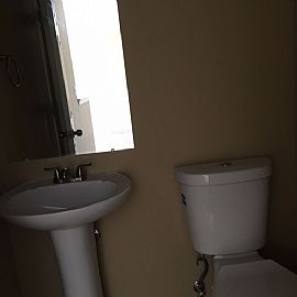 3 Bedroom Home in a Serene Enviroment in Louisville, KY (Photo 5 of 10)