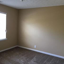 3 Bedroom Home in a Serene Enviroment in Louisville, KY (Photo 6 of 10)