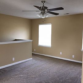 3 Bedroom Home in a Serene Enviroment in Louisville, KY (Photo 9 of 10)