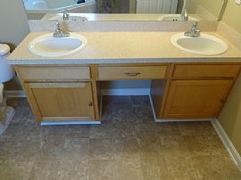 Single Family Home For Rent in Jacksonville, FL (Photo 6 of 11)