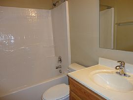 Single Family Home For Rent in Leesburg, FL (Photo 11 of 12)