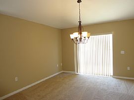 Single Family Home For Rent in Leesburg, FL (Photo 6 of 12)