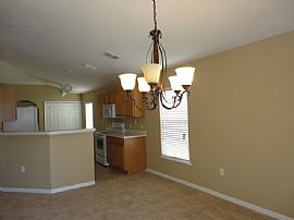 Single Family Home For Rent in Leesburg, FL (Photo 7 of 12)