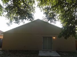 Single Family Home For Rent in Apopka, FL (Photo 8 of 8)
