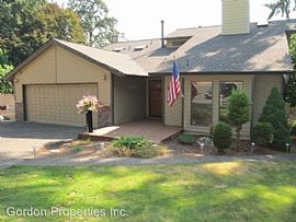 18130 Ridgegate Ct, Gladstone, Or 97027 4 Beds 2.5 Baths 2,614  in Gladstone, OR