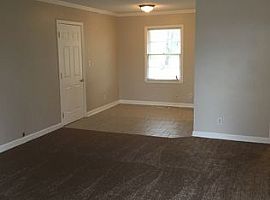 3012 Thurman Rd Sw, Huntsville, Al 35805 3beds 1.5baths 1,250sq in Huntsville, AL (Photo 6 of 9)