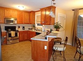 105 Silkyscale Cir Ne, Meridianville, Al 35759 3 Beds 2 Baths  in Meridianville, AL (Photo 6 of 7)
