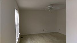4 Bedroom Home with Easy Access to 1-95 in Wilmington, DE (Photo 8 of 12)