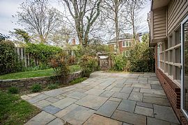 Serene 4 Bedroom Home in Woodley Park in Washington, DC (Photo 10 of 10)