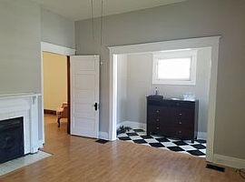 1536 Quadrant Ave, Louisville, Ky 40205 1 Bed 1 Bath 980 Sqft in Louisville, KY (Photo 2 of 10)