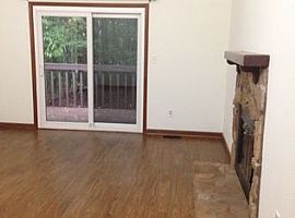 4253 The Oaks Dr, Raleigh, Nc 27606 2 Beds 1.5 Baths 998 Sqft in Raleigh, NC (Photo 3 of 8)