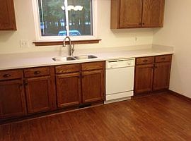 4253 The Oaks Dr, Raleigh, Nc 27606 2 Beds 1.5 Baths 998 Sqft in Raleigh, NC (Photo 6 of 8)