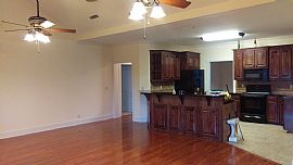 Beautiful 3 Bedroom Home in Headland, AL (Photo 3 of 10)
