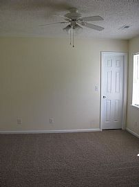 3 Beds 2 Baths 1,104 Sqft in Boaz, AL (Photo 5 of 9)