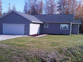 Cozy 3 Bedroom Home in North Pole, AK