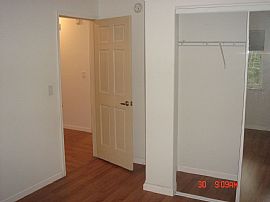 Cozy 3 Bedroom Home in North Pole, AK (Photo 6 of 11)