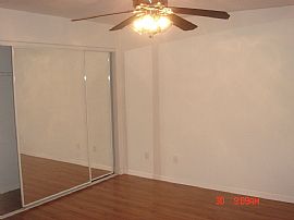 Cozy 3 Bedroom Home in North Pole, AK (Photo 8 of 11)