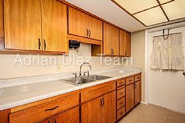 Single Family Home For Rent  in Phoenix, AZ (Photo 3 of 9)