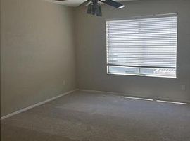 3 Beds 2.5 Baths in Chandler, AZ (Photo 8 of 12)